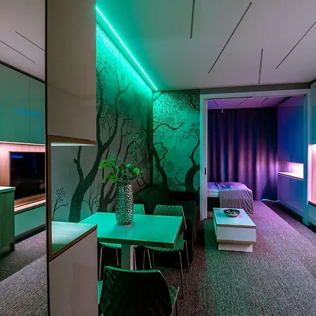 Luna Hrebienok C111 *