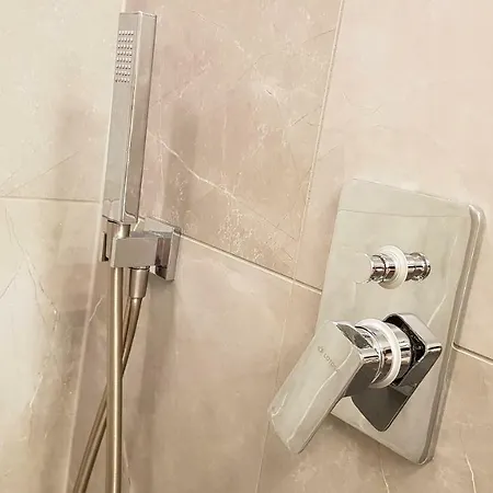 Luna Hrebienok C111